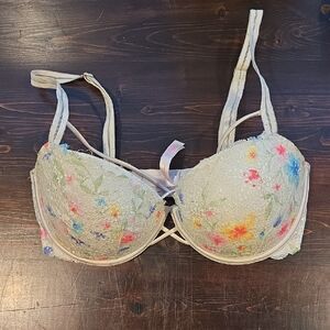FLAWED! Victoria's Secret Floral Lace Push-Up Bra Maximum Lift 34DD